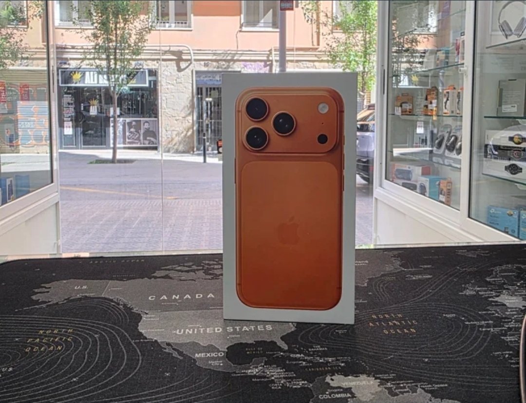 Apple iPhone 17 Pro 512GB Cosmic Orange