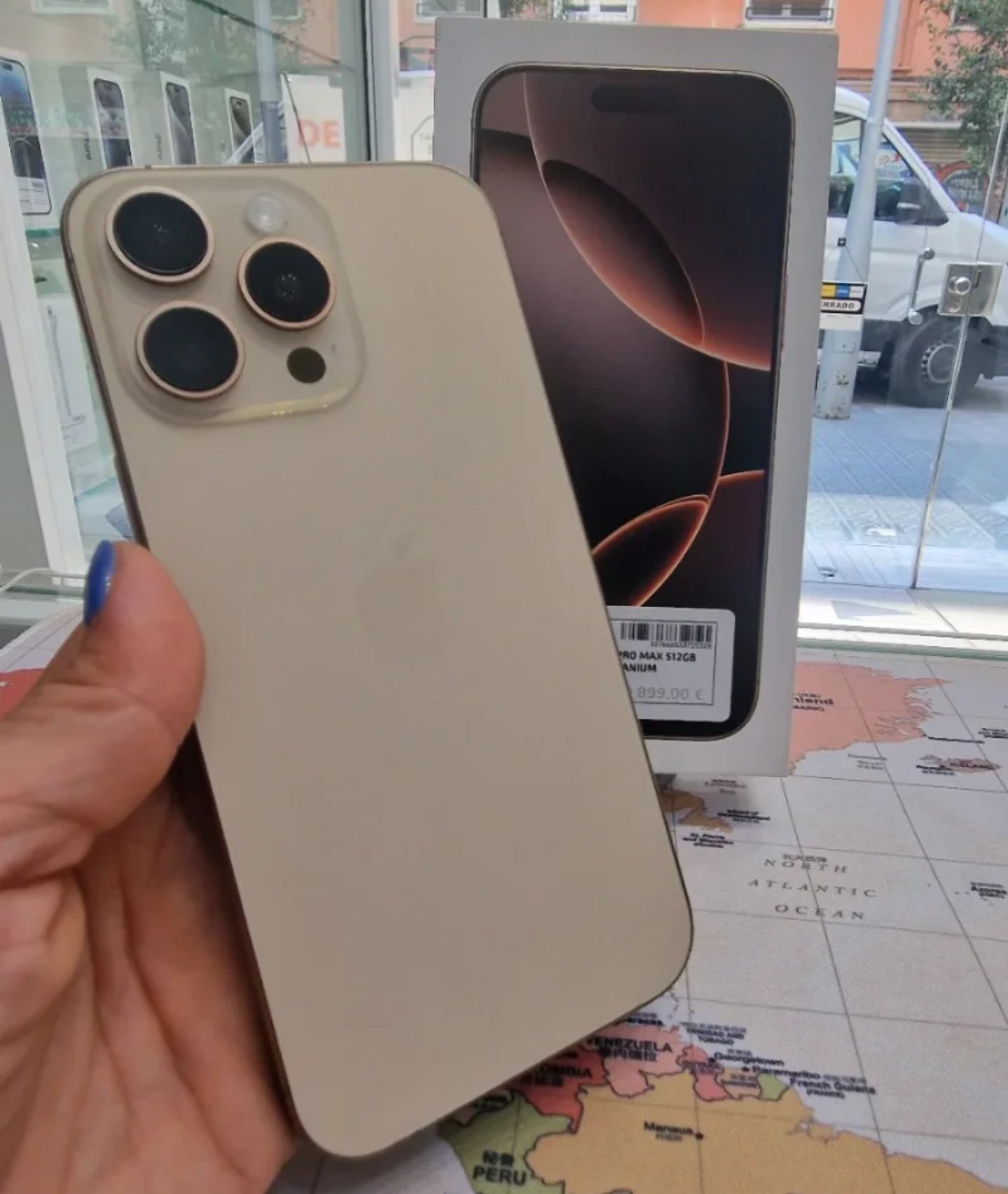 Apple iPhone 16 Pro Max 512 Titanium Desierto