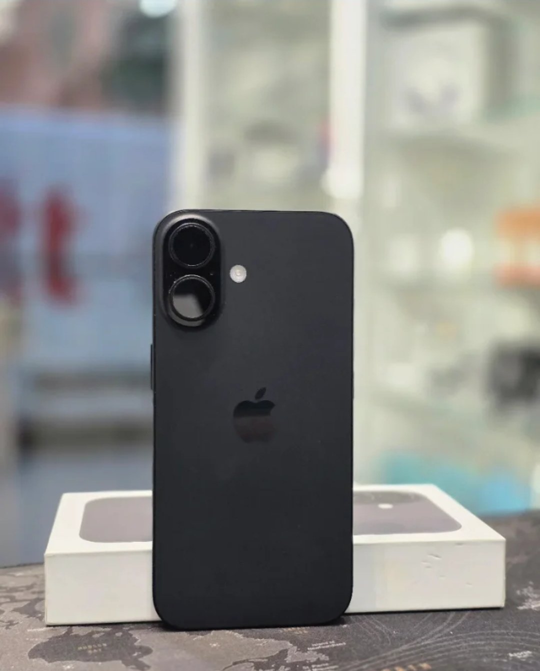 Apple iPhone 16 256GB Black