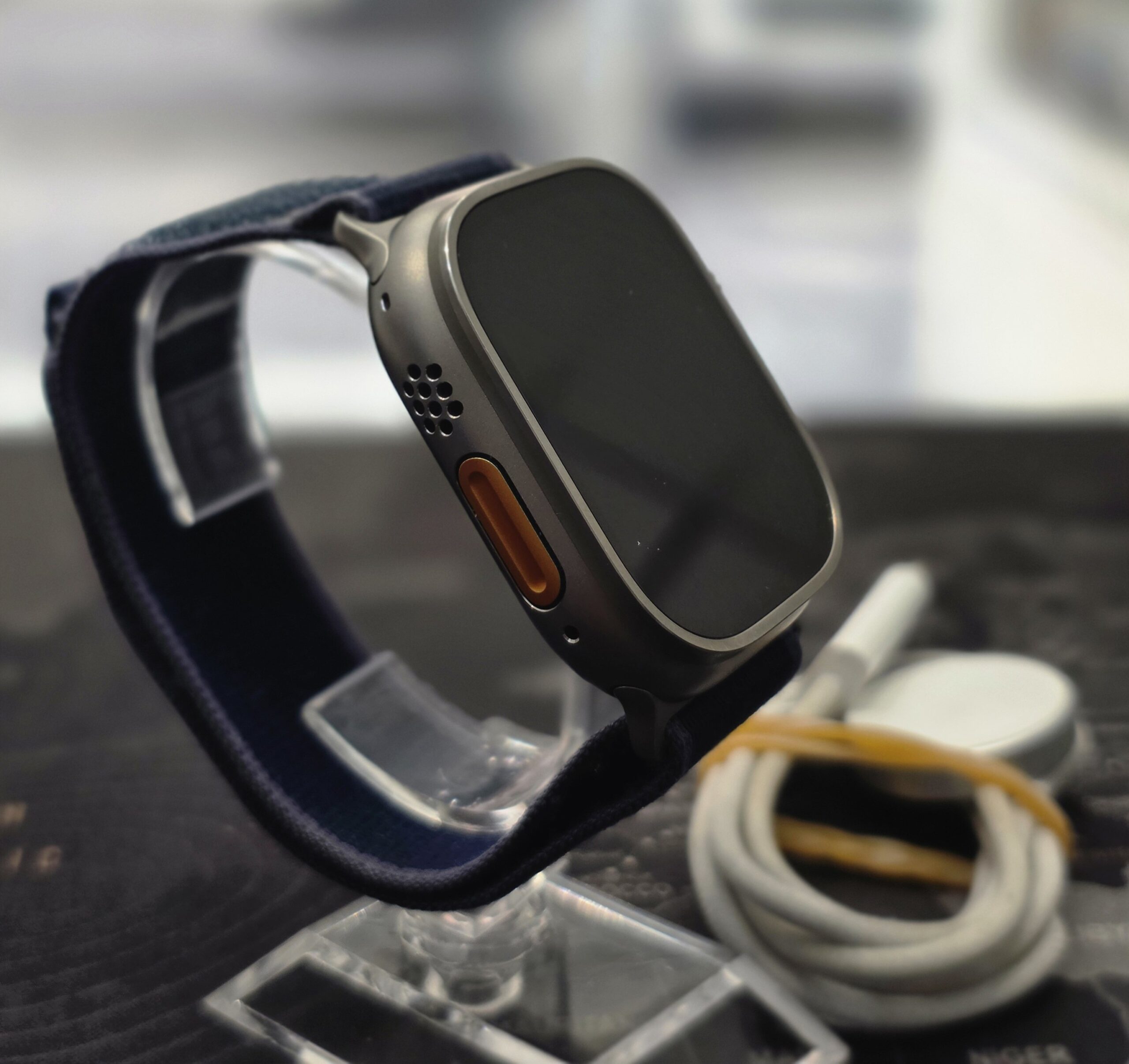 Apple Watch Ultra 2 Titanium Natural