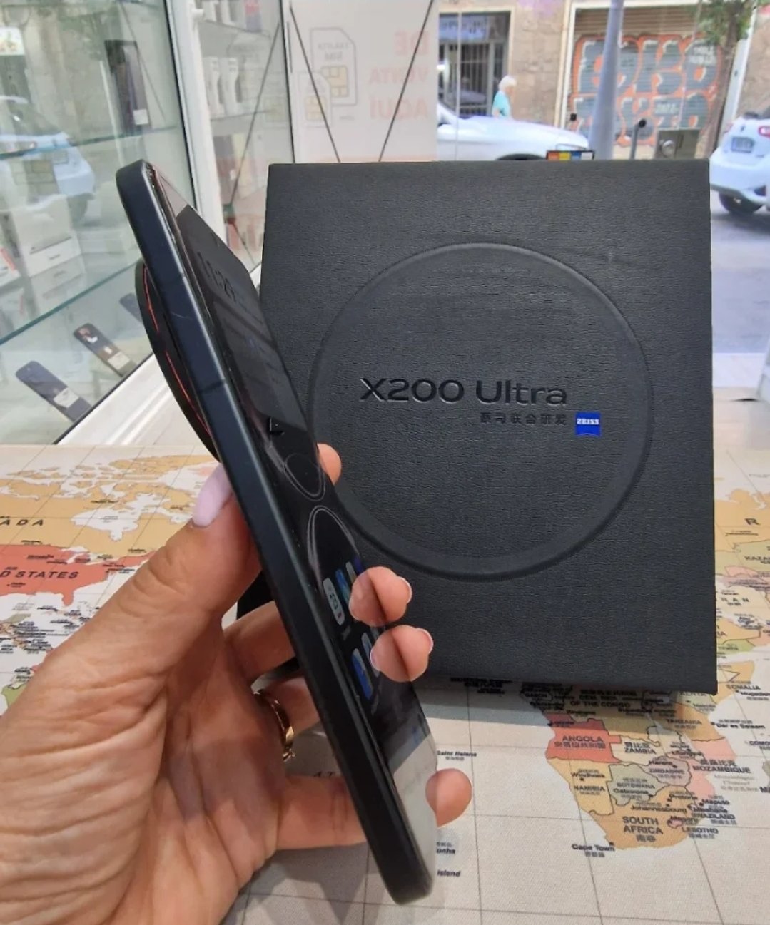 Vivo X200 Ultra 512GB + 16GB Burdeo