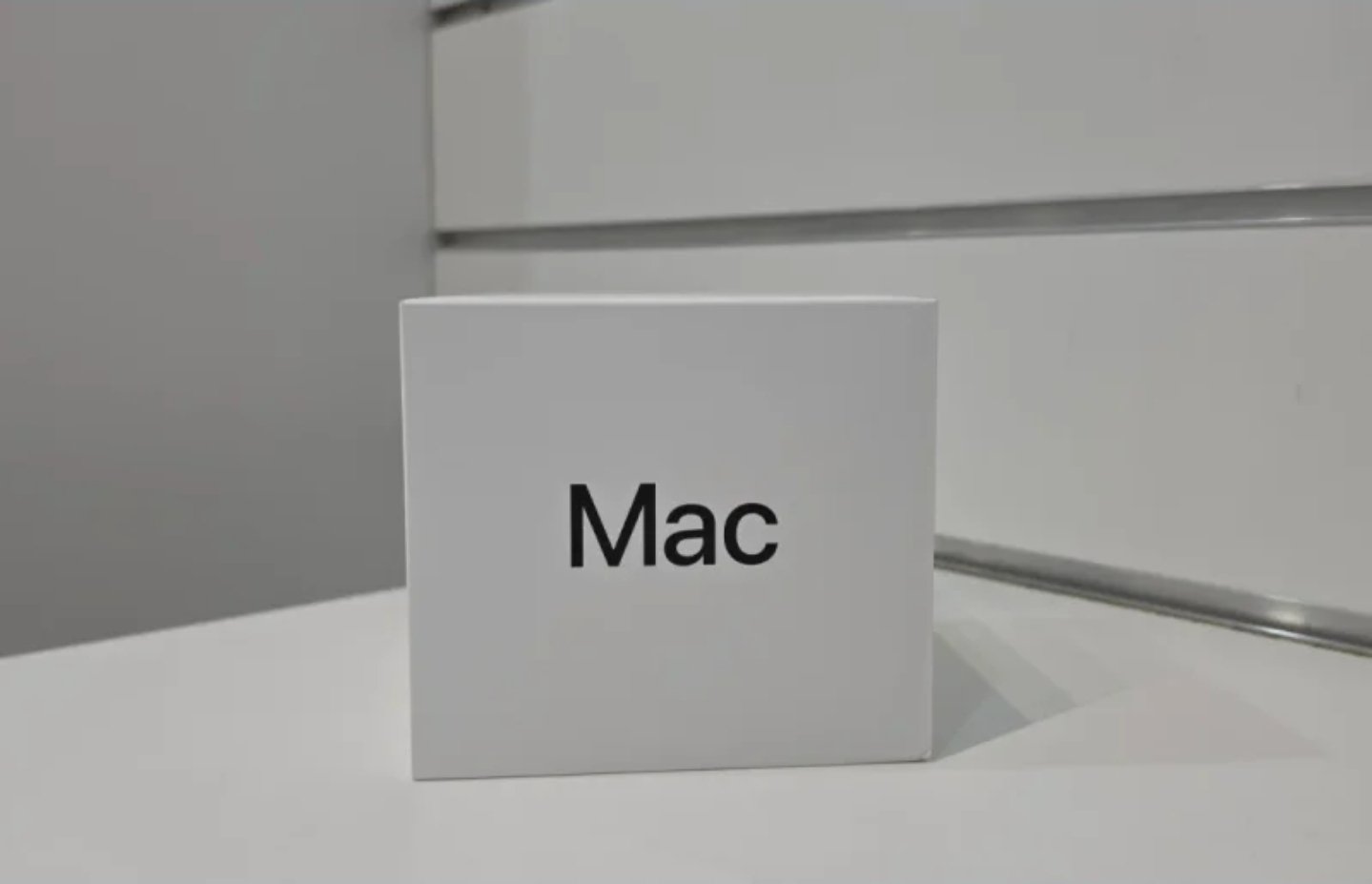 Apple Mac Mini M6 256GB + 16GB